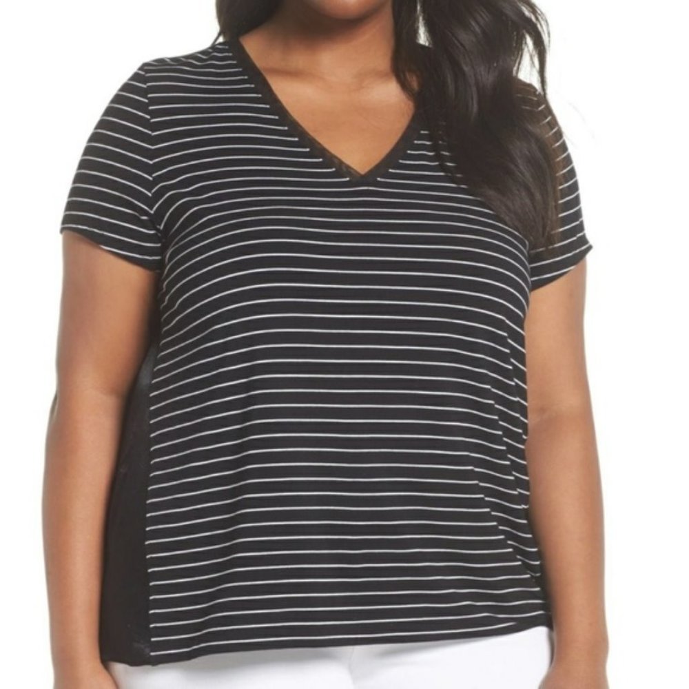 NWT Sejour Mixed Media V-Neck Top